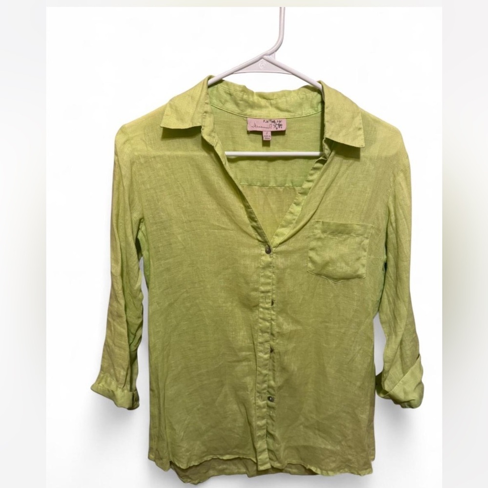 Green Linen Button-Down 3/4 sleeve  Shirt- women’s small